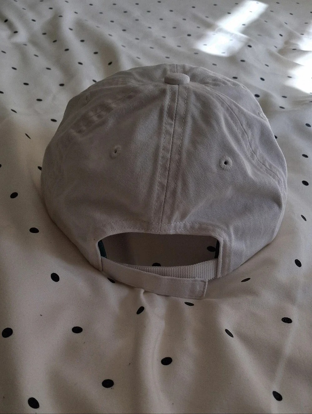 Athleta GIRL White & Dark Green Tennis Baseball Athleisure Cap kids